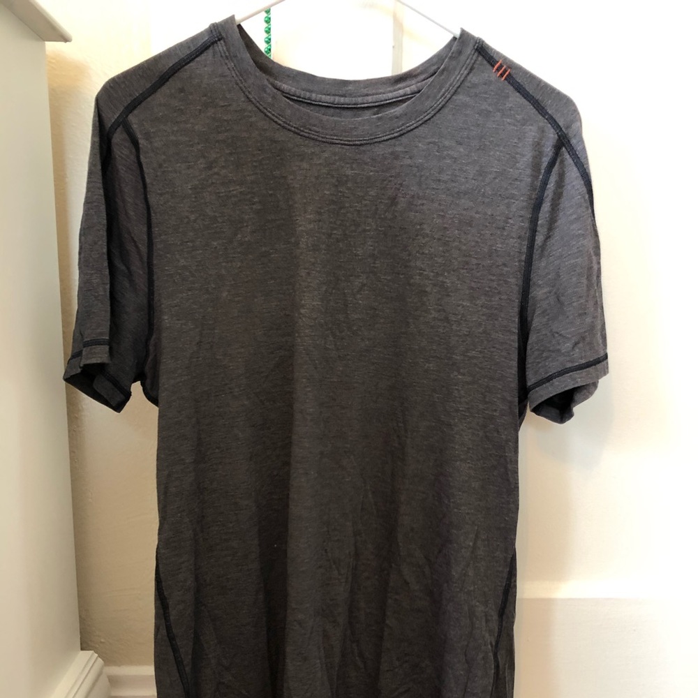 Men’s Lululemon Shirt